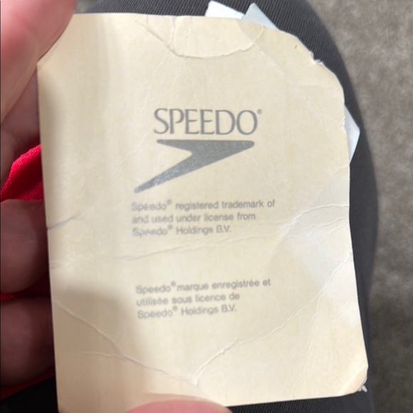 Vintage Speedo Bold Red Swimwear from 1998 - Picture 4 of 7